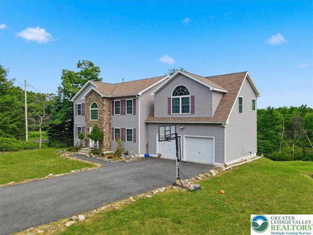 1091 Clover Road, Tunkhannock Twp, PA 18334