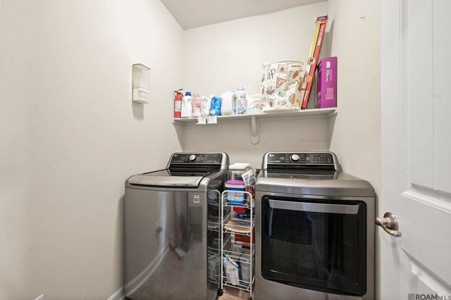 36987 Oak View Ln, Denham Springs, LA 70706
