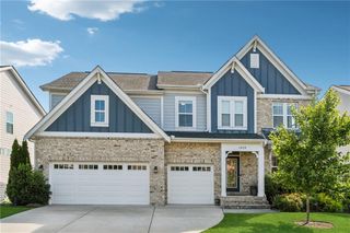 1820 Primrose Park Road, Sugar Hill, GA 30518