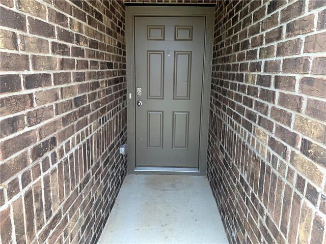 160 Cherry Blossom DR, Kyle, TX 78640