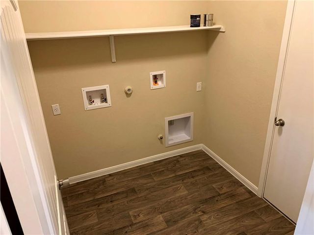 160 Cherry Blossom DR, Kyle, TX 78640