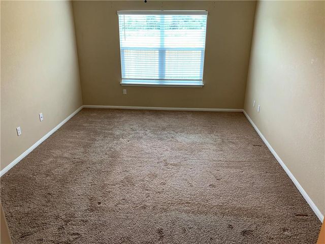 160 Cherry Blossom DR, Kyle, TX 78640