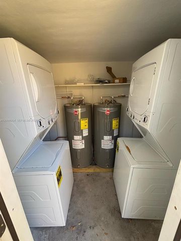 2041 NW 2nd St 2041, Miami, FL 33125