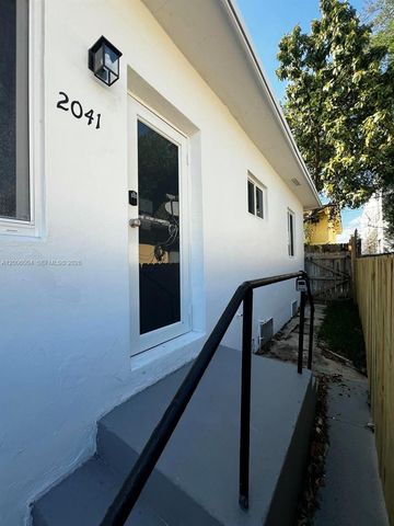 2041 NW 2nd St 2041, Miami, FL 33125