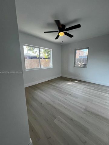 2041 NW 2nd St 2041, Miami, FL 33125