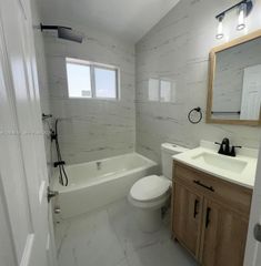 2041 NW 2nd St 2041, Miami, FL 33125