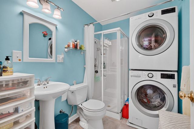 762 Dempster Street D212, Mount Prospect, IL 60056