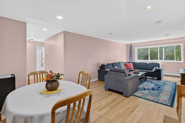 762 Dempster Street D212, Mount Prospect, IL 60056