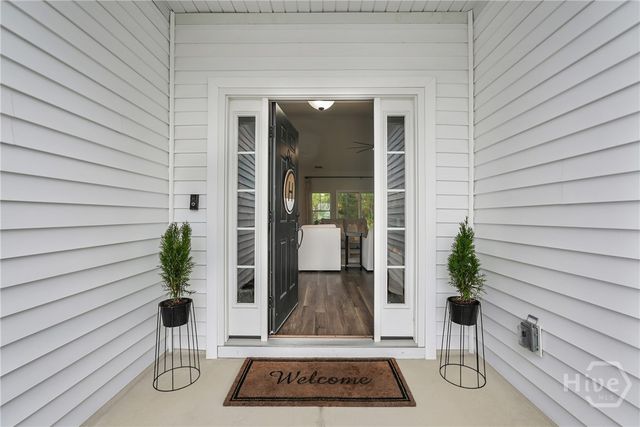 30 Henslow Field, Savannah, GA 31419