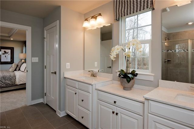 170 Tractor LN, Moyock, NC 27958