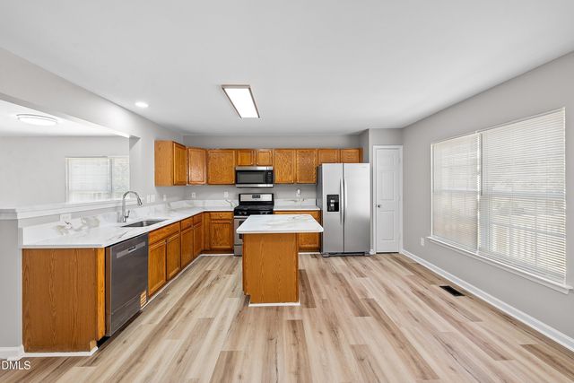 5101 Neuse Commons Lane, Raleigh, NC 27616