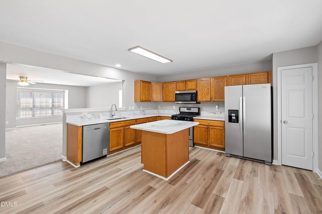 5101 Neuse Commons Lane, Raleigh, NC 27616