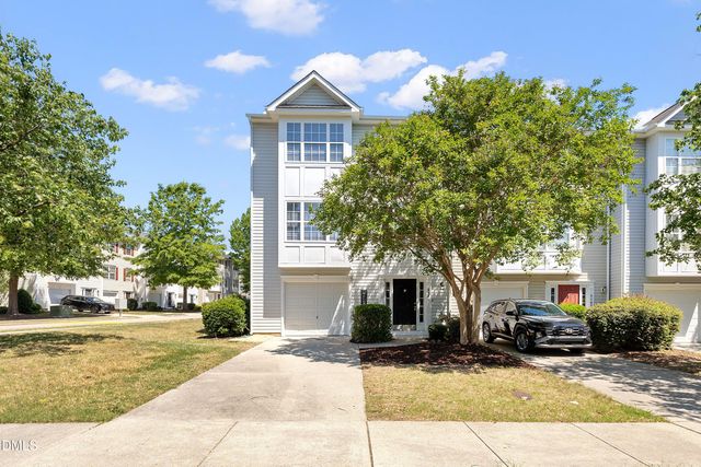 5101 Neuse Commons Lane, Raleigh, NC 27616