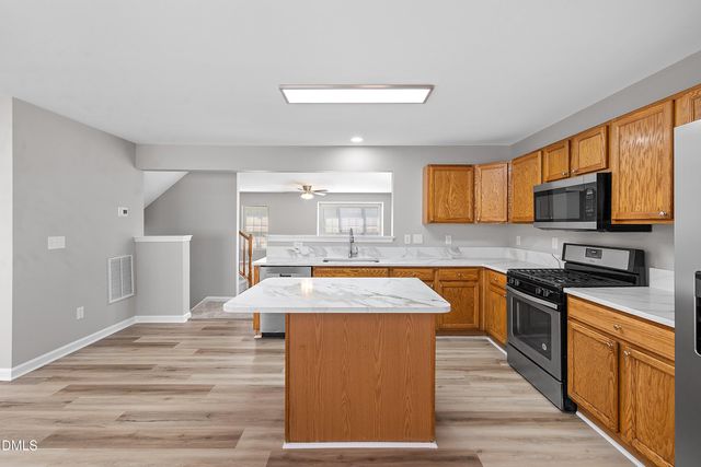 5101 Neuse Commons Lane, Raleigh, NC 27616