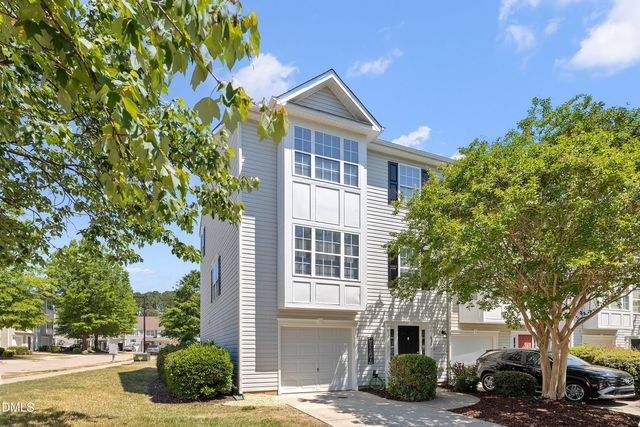 5101 Neuse Commons Lane, Raleigh, NC 27616