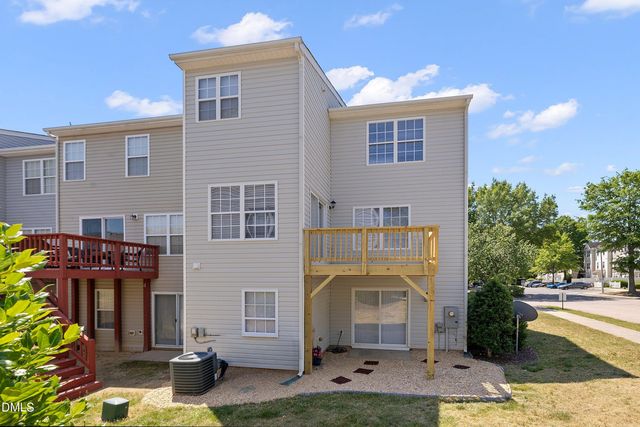 5101 Neuse Commons Lane, Raleigh, NC 27616