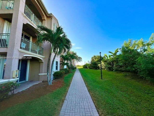 6560 NW 114th Ave 527, Doral, FL 33178