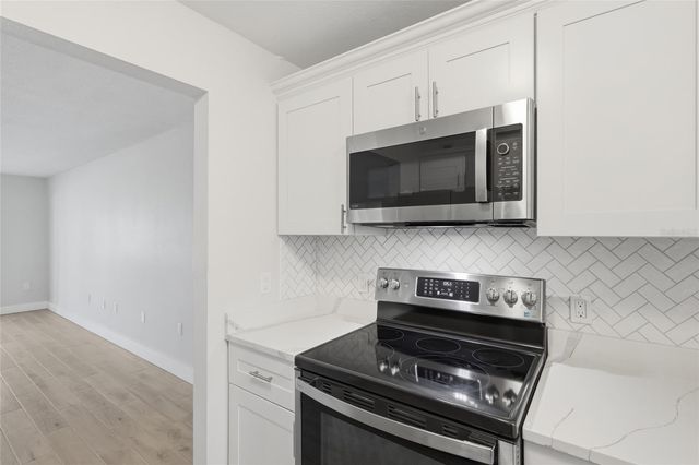 6300 FLOTILLA DRIVE 81, Holmes Beach, FL 34217