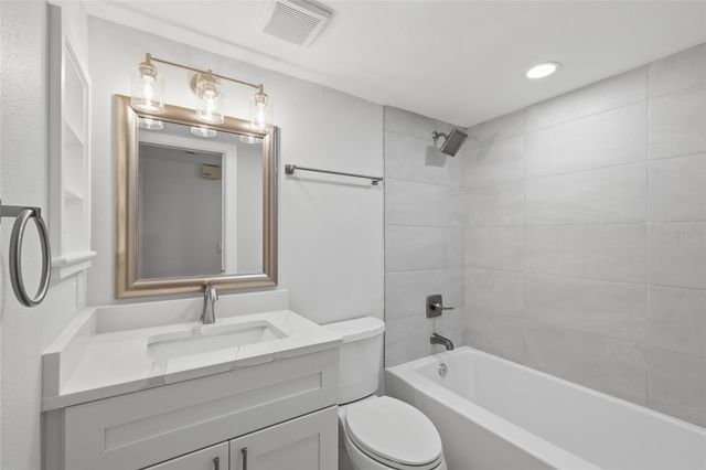 6300 FLOTILLA DRIVE 81, Holmes Beach, FL 34217