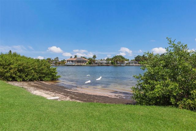 6300 FLOTILLA DRIVE 81, Holmes Beach, FL 34217