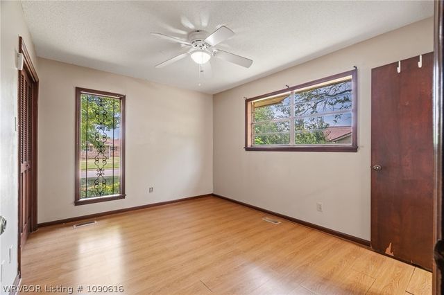 1300 Southridge Lane, Fort Smith, AR 72908