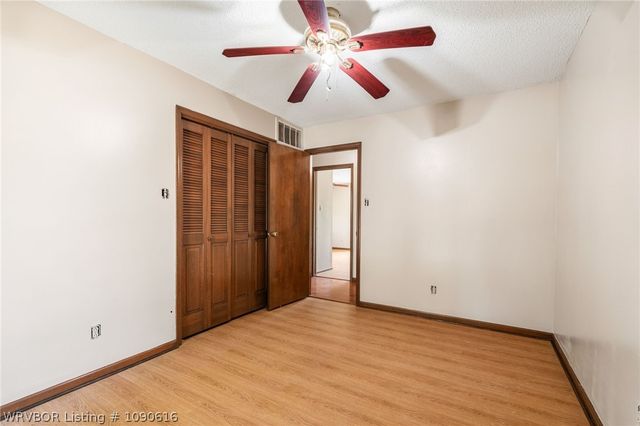 1300 Southridge Lane, Fort Smith, AR 72908