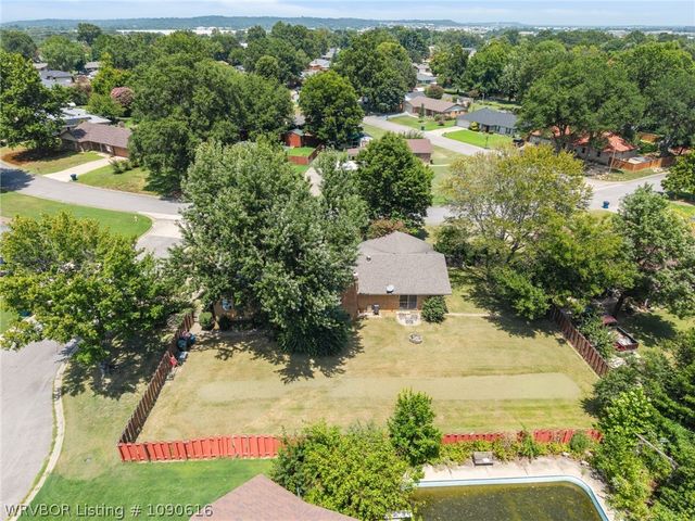 1300 Southridge Lane, Fort Smith, AR 72908