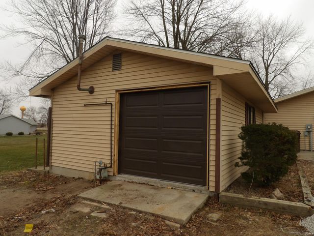 201 N Garrison Street, Ashley, IN 46705