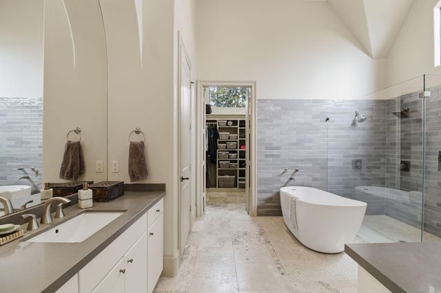 4057 Breakwood Drive, Houston, TX 77025