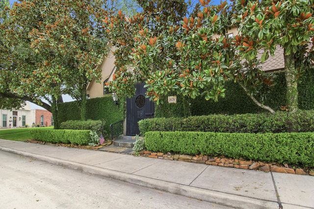 4057 Breakwood Drive, Houston, TX 77025