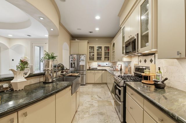 4057 Breakwood Drive, Houston, TX 77025