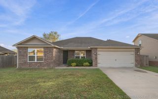 1006 Woodland Road, Claremore, OK 74019