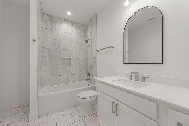 4 Dalewood DR, Wimberley, TX 78676