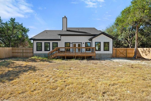 4 Dalewood DR, Wimberley, TX 78676