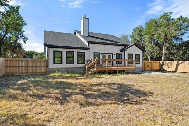 4 Dalewood DR, Wimberley, TX 78676