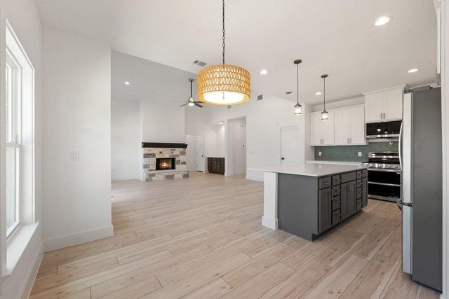 4 Dalewood DR, Wimberley, TX 78676