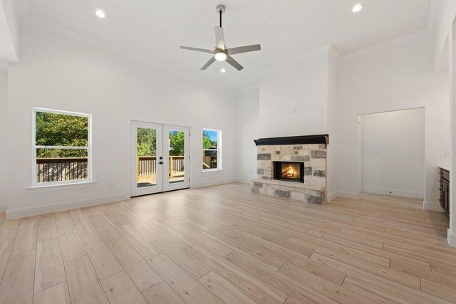 4 Dalewood DR, Wimberley, TX 78676