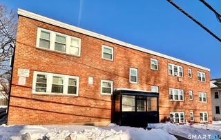 16 Henry Street, Hartford, CT 06114