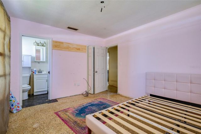 2405 21ST AVENUE W, Bradenton, FL 34205