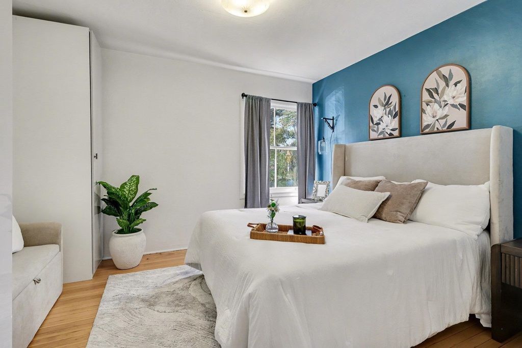 Image 11 of property listing at 1808 Main street, Alameda, CA 94501