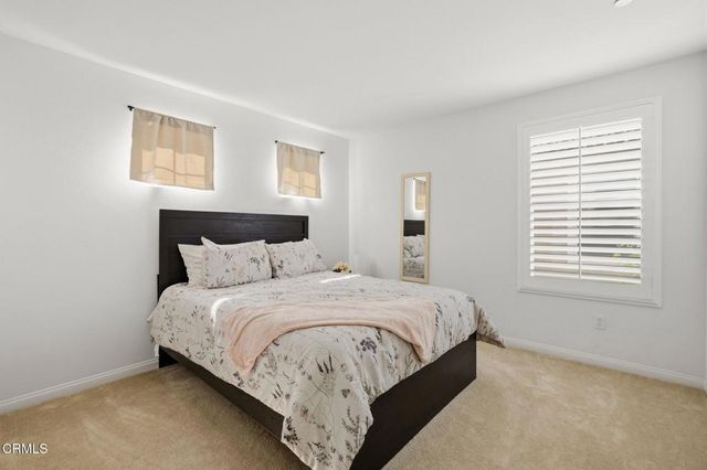 454 Celebration Lane, Santa Paula, CA 93060