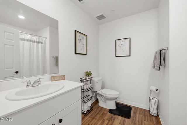 454 Celebration Lane, Santa Paula, CA 93060