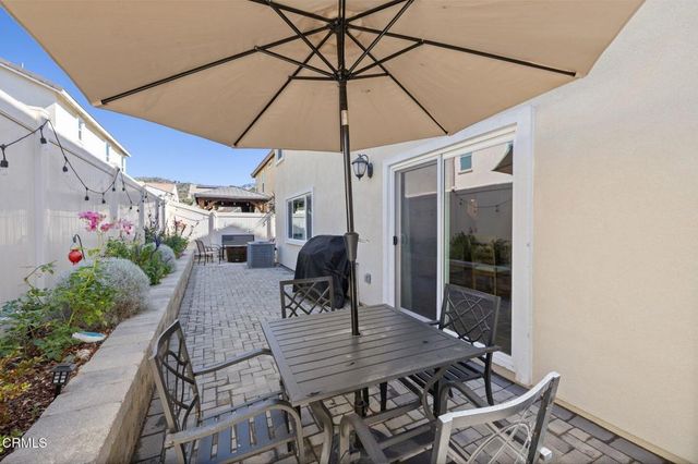 454 Celebration Lane, Santa Paula, CA 93060