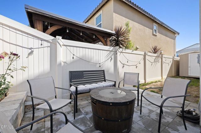 454 Celebration Lane, Santa Paula, CA 93060