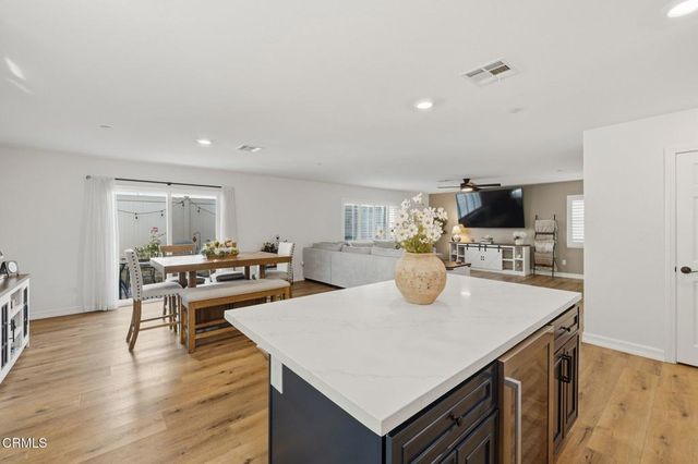 454 Celebration Lane, Santa Paula, CA 93060