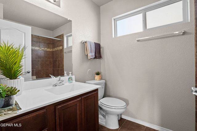 917 DANNY SANCHEZ Place, Anthony, TX 79821