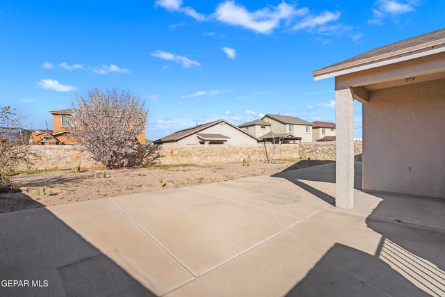 917 DANNY SANCHEZ Place, Anthony, TX 79821