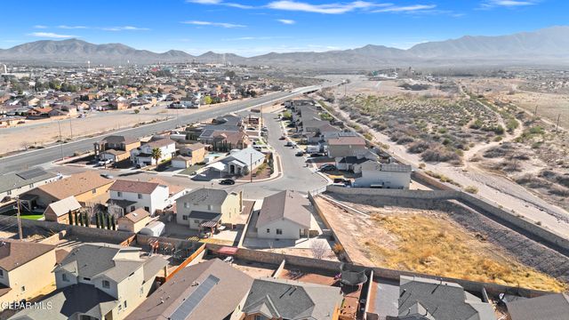 917 DANNY SANCHEZ Place, Anthony, TX 79821