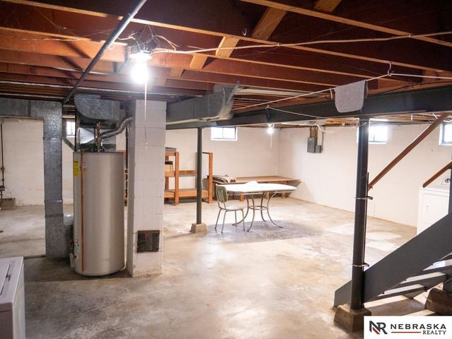 6774 Emmet Street, Omaha, NE 68104