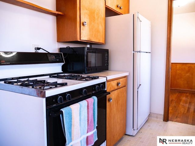 6774 Emmet Street, Omaha, NE 68104